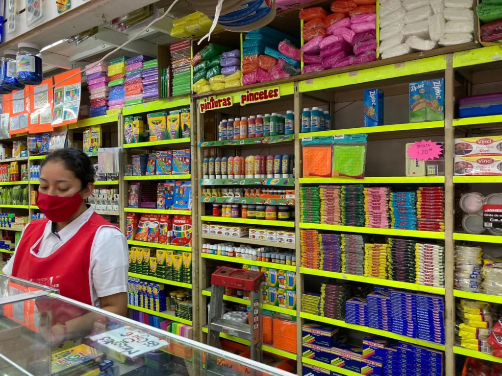 SE REQUIERE EMPACADORES DE ÚTILES ESCOLARES POR CAMPAÑA ESCOLAR + DE 100 VACANTES EN TODO EL PAÍS